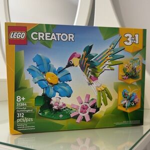 LEGO Creator Vibrant Hummingbird and Flower Set